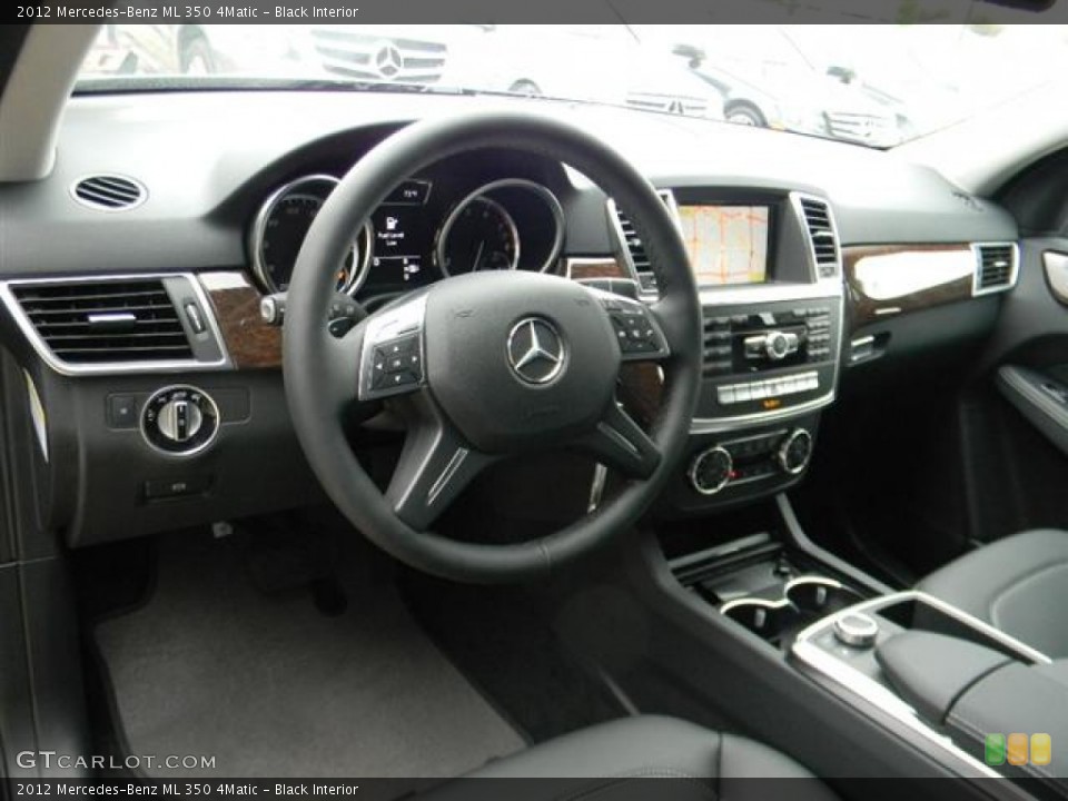 Black Interior Photo for the 2012 Mercedes-Benz ML 350 4Matic #60215578