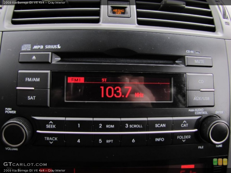 Gray Interior Audio System for the 2009 Kia Borrego EX V6 4x4 #60229675