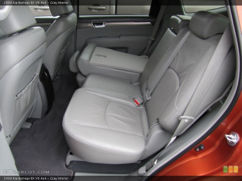 Gray Interior Photo for the 2009 Kia Borrego EX V6 4x4 #60229726