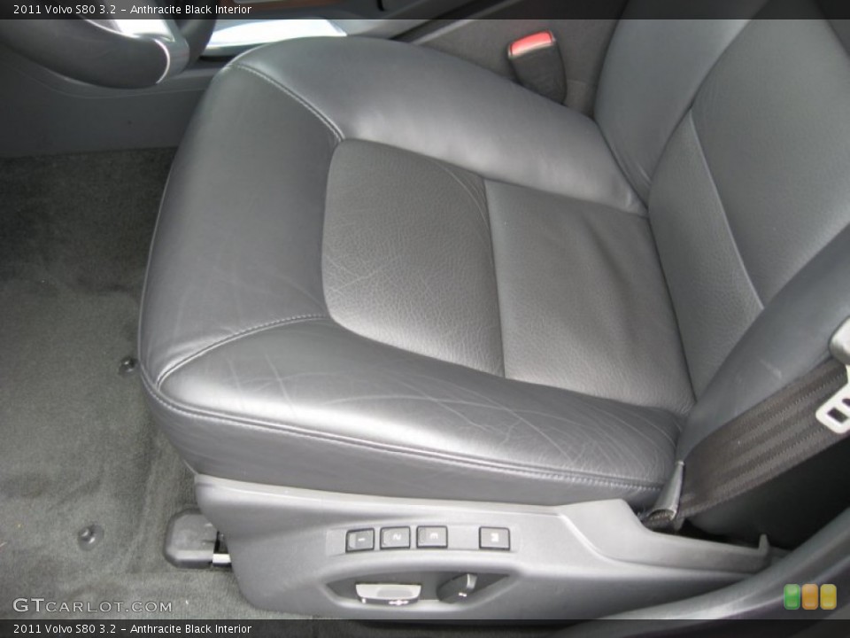 Anthracite Black 2011 Volvo S80 Interiors