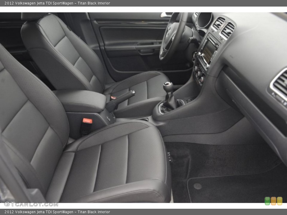 Titan Black Interior Photo for the 2012 Volkswagen Jetta TDI SportWagen #60242902