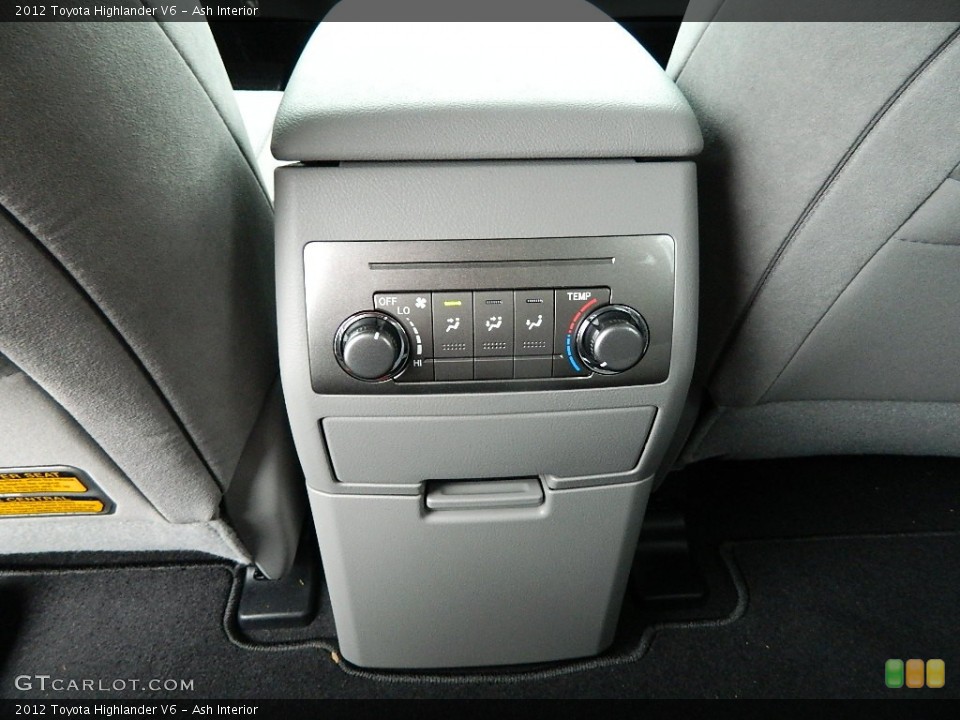 Ash Interior Controls for the 2012 Toyota Highlander V6 #60242974