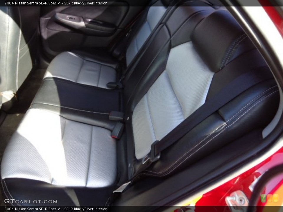 SE-R Black/Silver Interior Photo for the 2004 Nissan Sentra SE-R Spec V #60258446