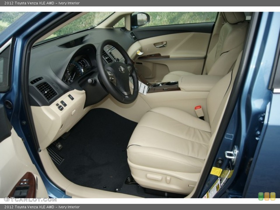 Ivory Interior Photo for the 2012 Toyota Venza XLE AWD #60260102