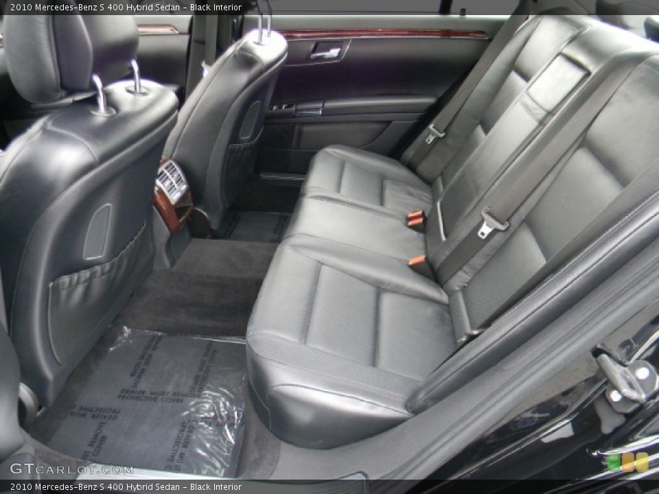 Black Interior Rear Seat for the 2010 Mercedes-Benz S 400 Hybrid Sedan #60263065