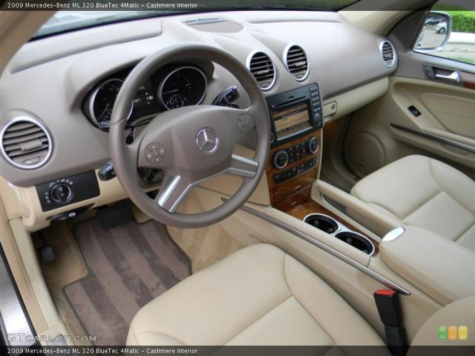 Cashmere Interior Photo for the 2009 Mercedes-Benz ML 320 BlueTec 4Matic #60264335