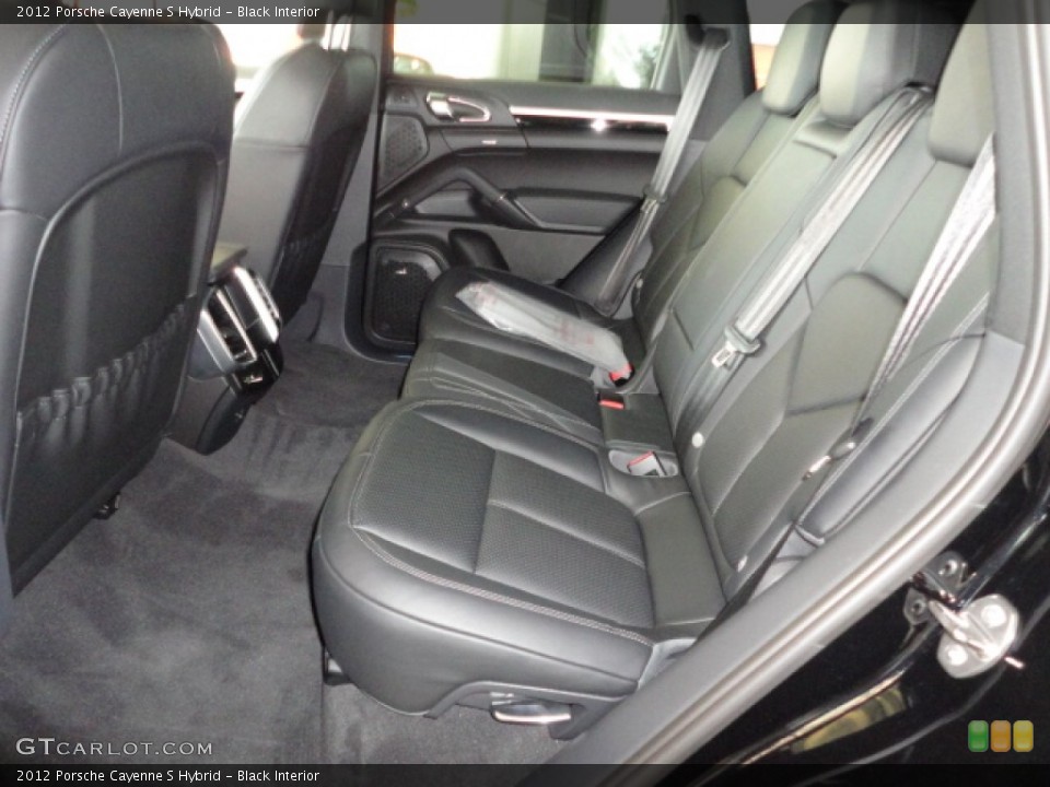 Black Interior Photo for the 2012 Porsche Cayenne S Hybrid #60267377