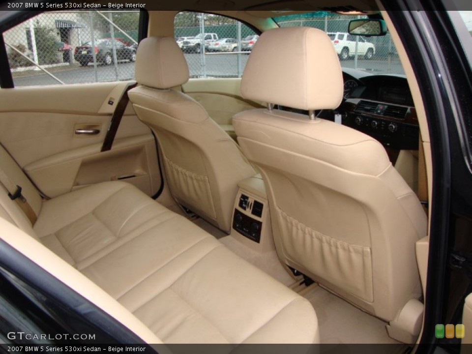 Beige Interior Photo for the 2007 BMW 5 Series 530xi Sedan #60277120
