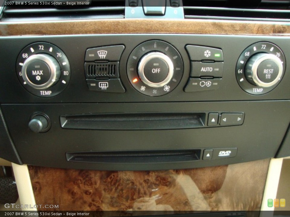 Beige Interior Controls for the 2007 BMW 5 Series 530xi Sedan #60277180