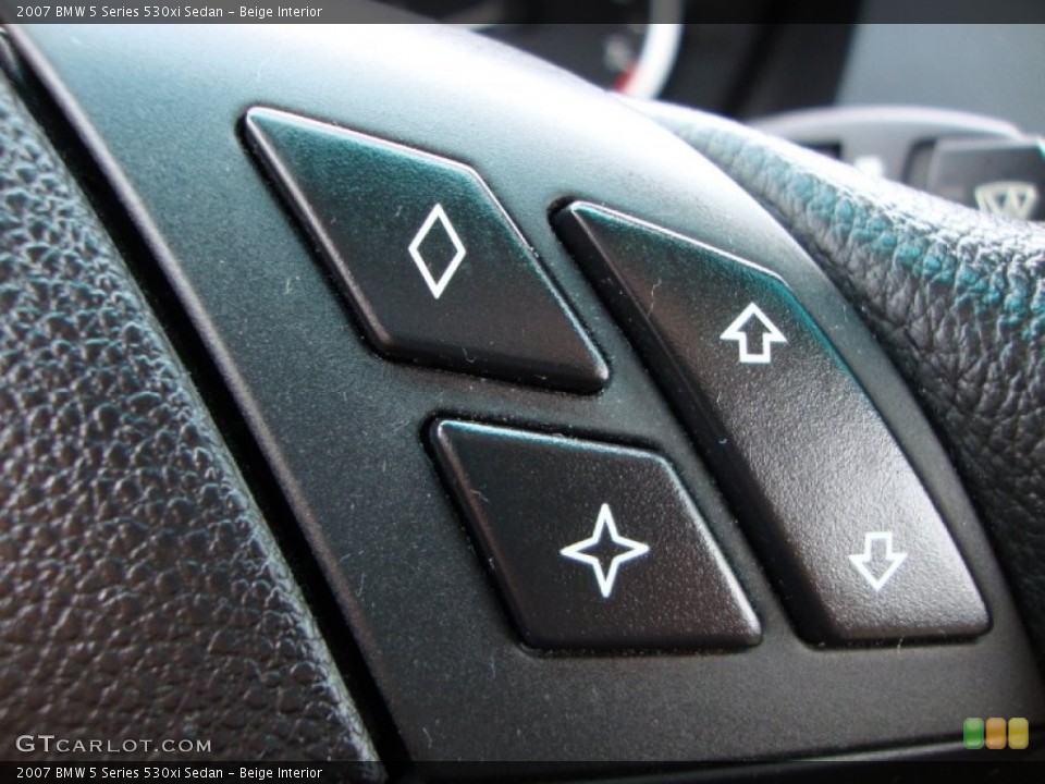 Beige Interior Controls for the 2007 BMW 5 Series 530xi Sedan #60277268