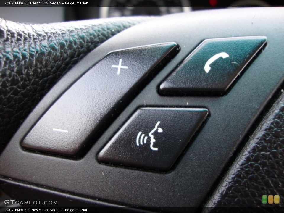Beige Interior Controls for the 2007 BMW 5 Series 530xi Sedan #60277280