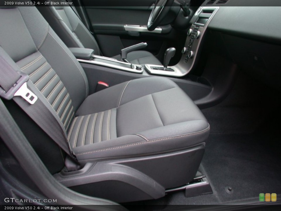 Off Black Interior Front Seat for the 2009 Volvo V50 2.4i #60289154