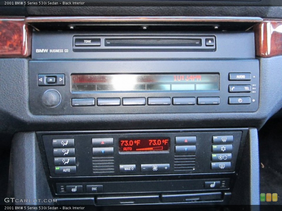 Black Interior Controls for the 2001 BMW 5 Series 530i Sedan #60296712