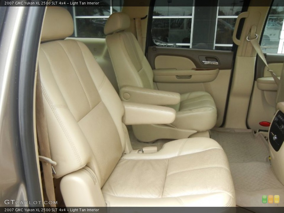 Light Tan Interior Rear Seat for the 2007 GMC Yukon XL 2500 SLT 4x4 #60339227