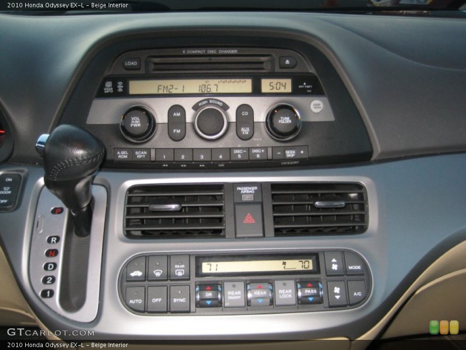 Beige Interior Controls for the 2010 Honda Odyssey EX-L #60344049