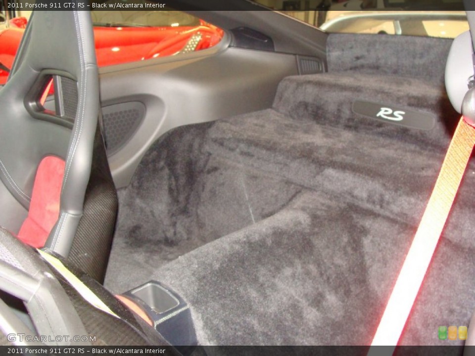 Black w/Alcantara Interior Photo for the 2011 Porsche 911 GT2 RS #60348026