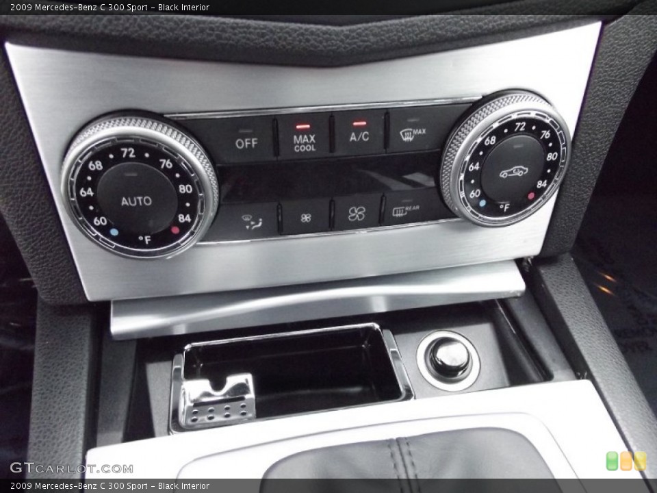 Black Interior Controls for the 2009 Mercedes-Benz C 300 Sport #60355337