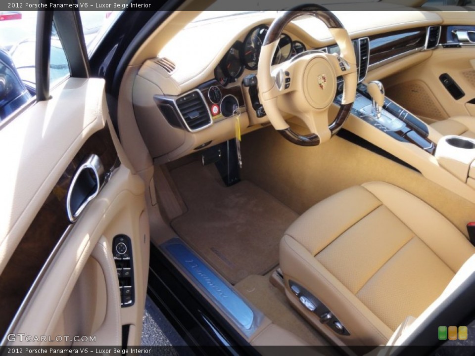 Luxor Beige Interior Photo for the 2012 Porsche Panamera V6 #60357951