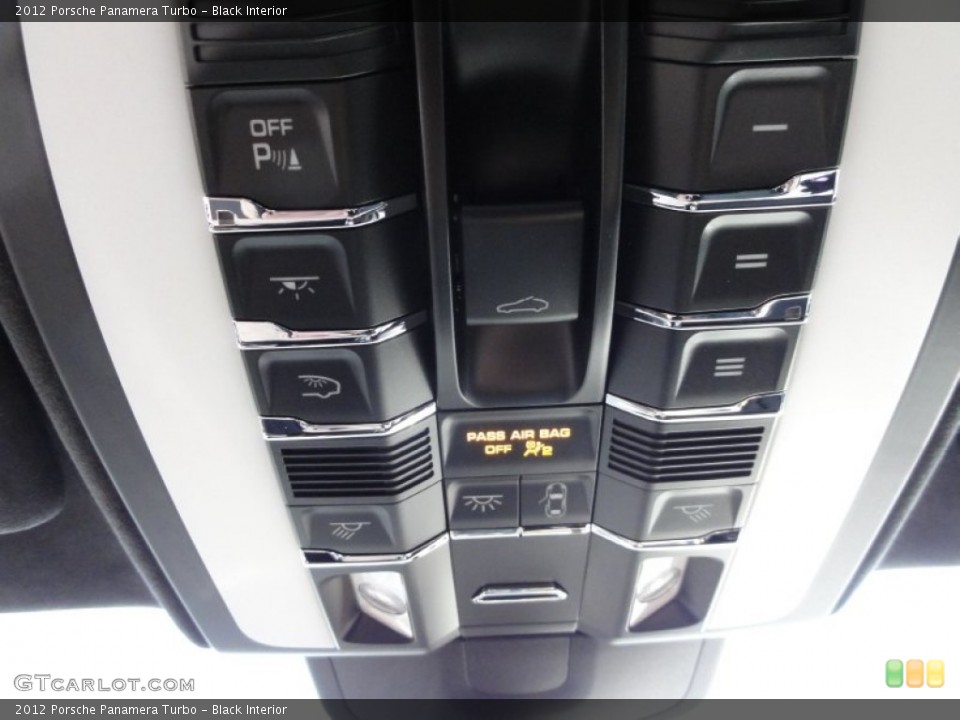 Black Interior Controls for the 2012 Porsche Panamera Turbo #60359127