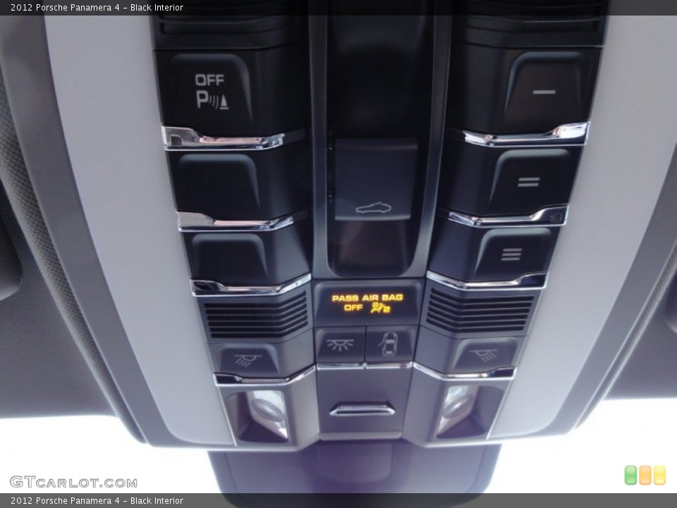 Black Interior Controls for the 2012 Porsche Panamera 4 #60359937