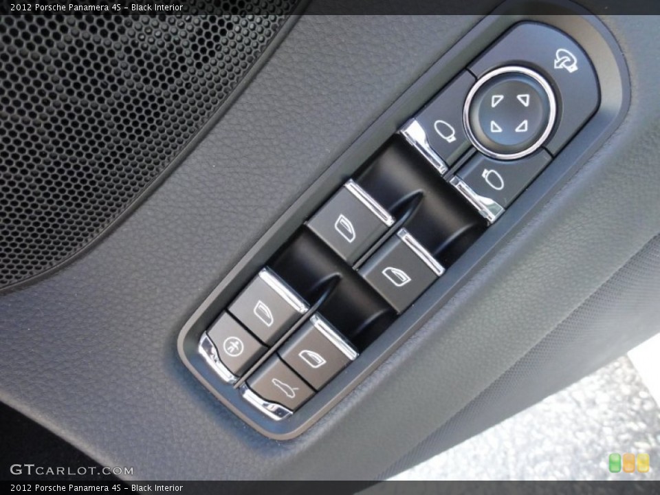 Black Interior Controls for the 2012 Porsche Panamera 4S #60360070