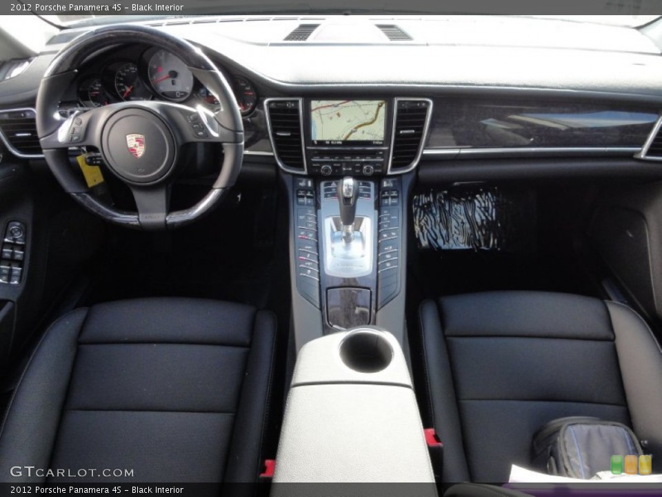 Black Interior Dashboard for the 2012 Porsche Panamera 4S #60360231
