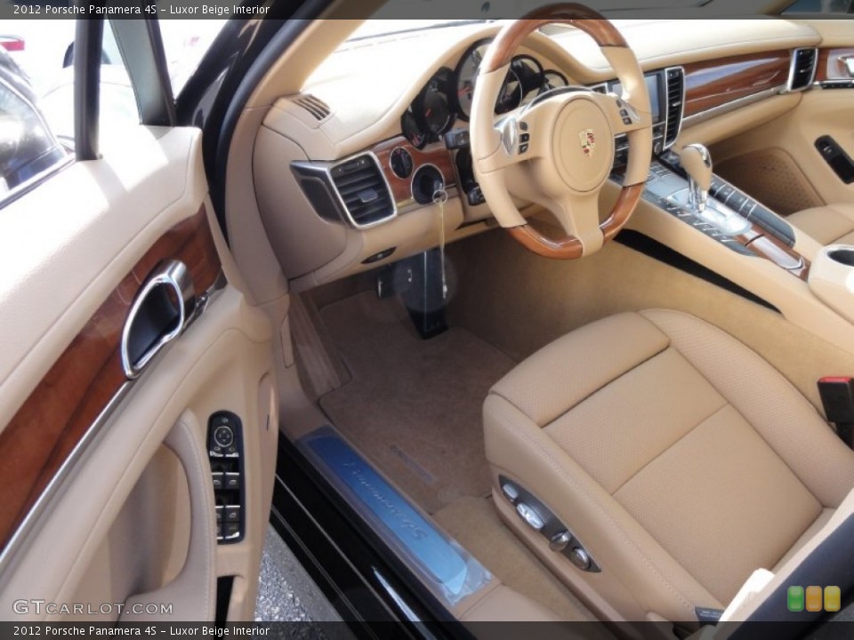 Luxor Beige Interior Photo for the 2012 Porsche Panamera 4S #60361611