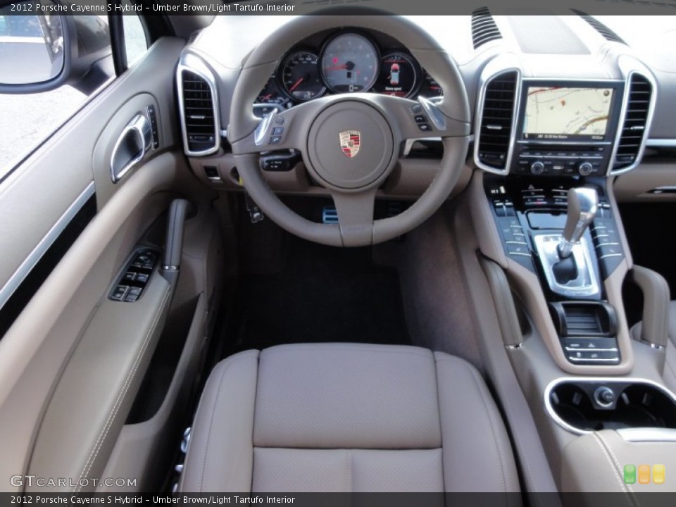 Umber Brown/Light Tartufo Interior Photo for the 2012 Porsche Cayenne S Hybrid #60363006