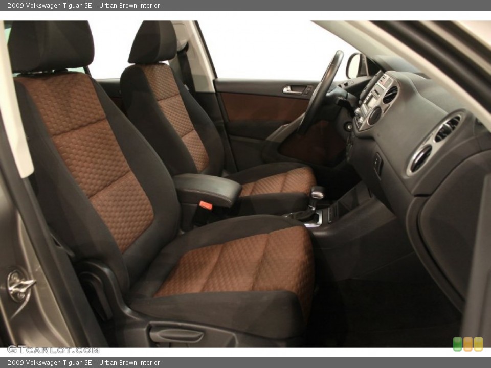 Urban Brown Interior Photo for the 2009 Volkswagen Tiguan SE #60364671