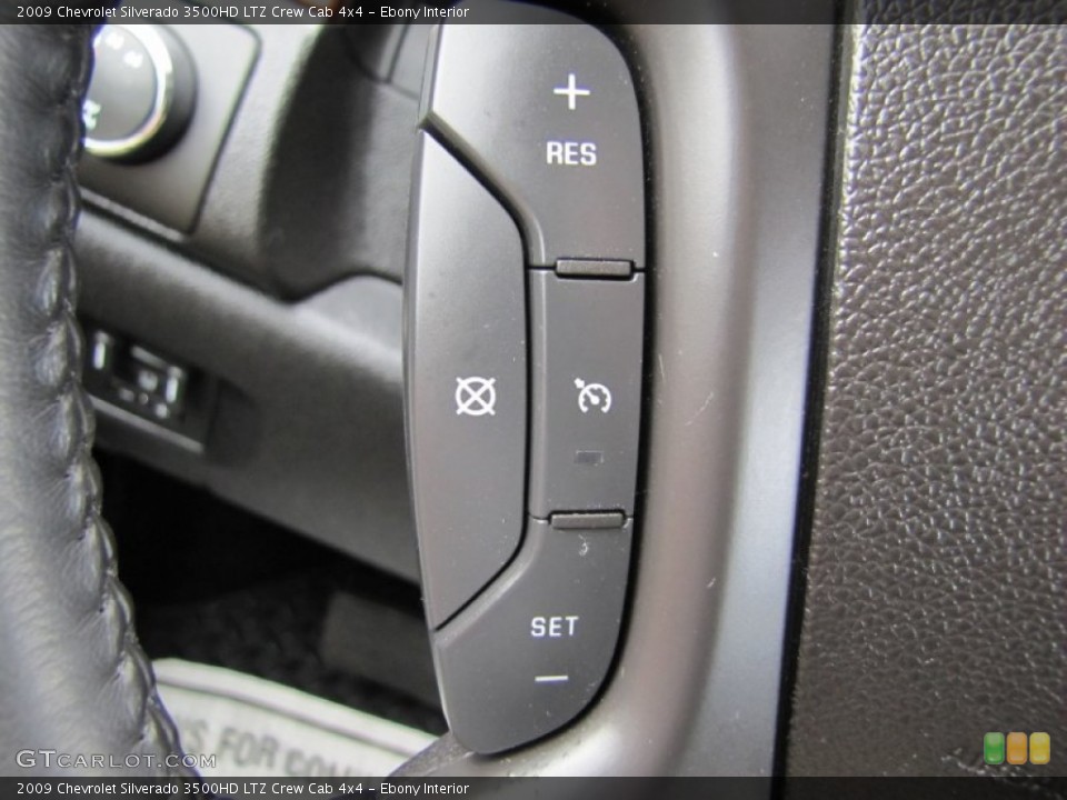 Ebony Interior Controls for the 2009 Chevrolet Silverado 3500HD LTZ Crew Cab 4x4 #60368169