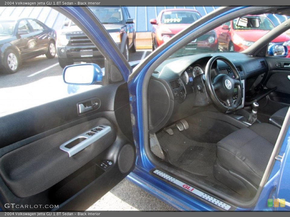 Black Interior Photo for the 2004 Volkswagen Jetta GLI 1.8T Sedan #60370857