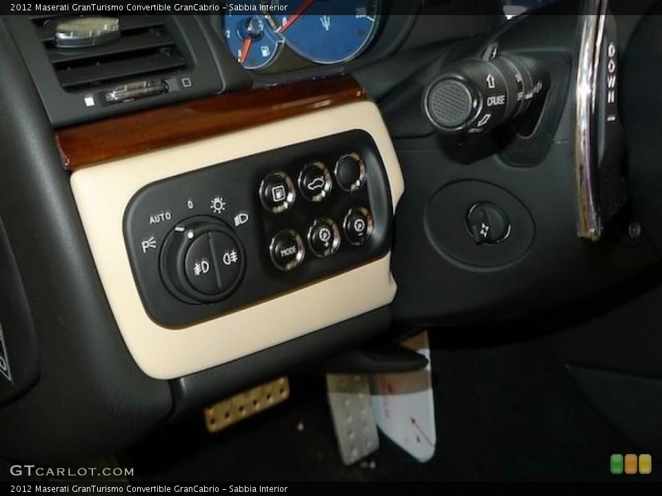 Sabbia Interior Controls for the 2012 Maserati GranTurismo Convertible GranCabrio #60375234
