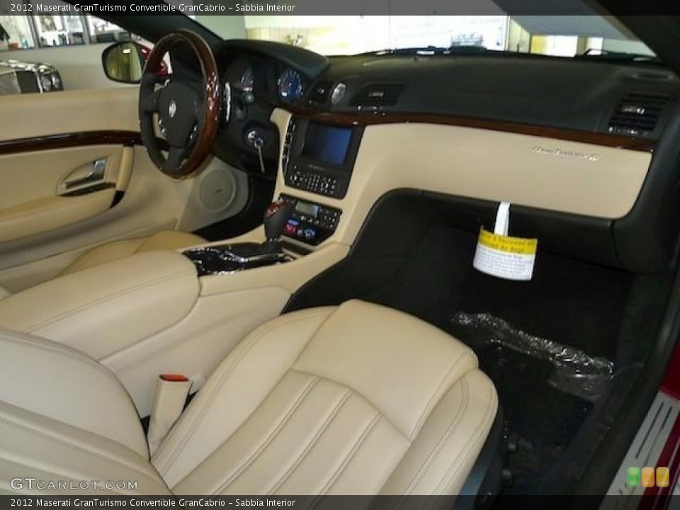 Sabbia Interior Dashboard for the 2012 Maserati GranTurismo Convertible GranCabrio #60375334