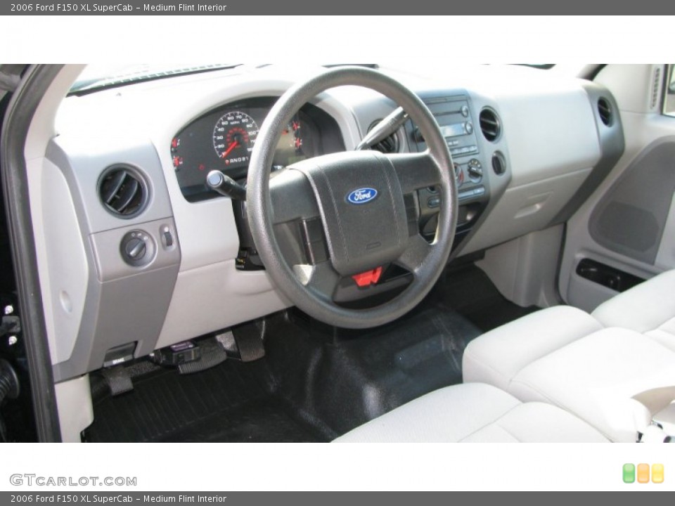 Medium Flint Interior Dashboard for the 2006 Ford F150 XL SuperCab #60380140