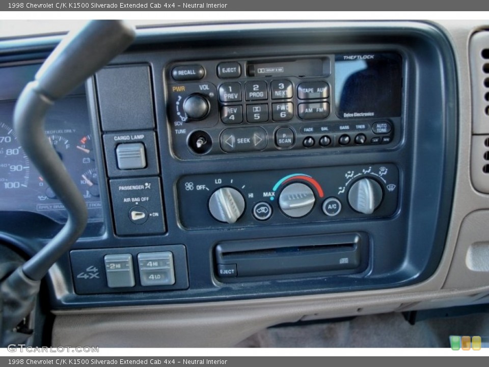 Neutral Interior Controls for the 1998 Chevrolet C/K K1500 Silverado Extended Cab 4x4 #60382039