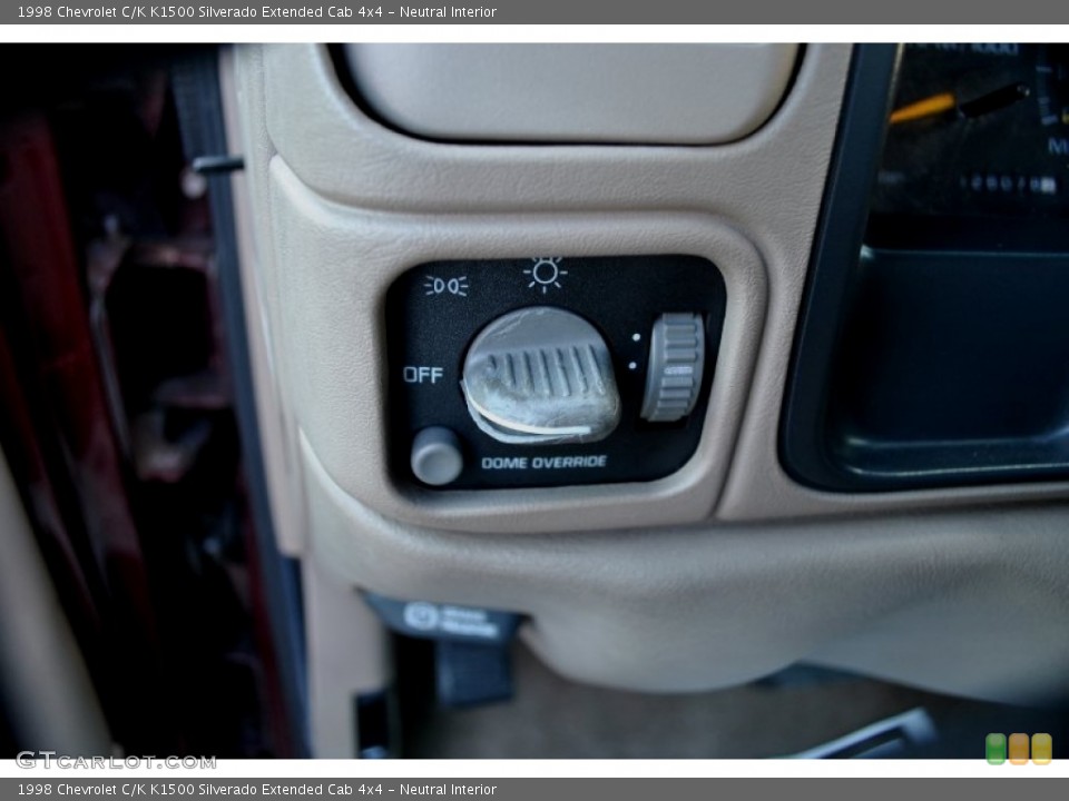 Neutral Interior Controls for the 1998 Chevrolet C/K K1500 Silverado Extended Cab 4x4 #60382048