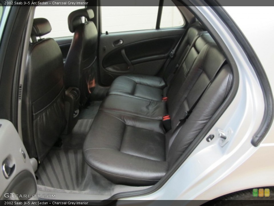 Charcoal Grey Interior Photo for the 2002 Saab 9-5 Arc Sedan #60415400