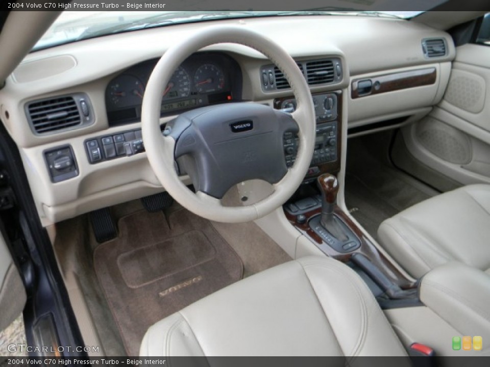 Beige 2004 Volvo C70 Interiors