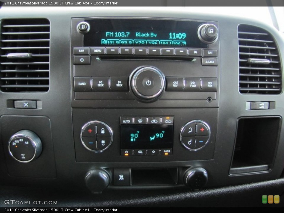 Ebony Interior Controls for the 2011 Chevrolet Silverado 1500 LT Crew Cab 4x4 #60443639