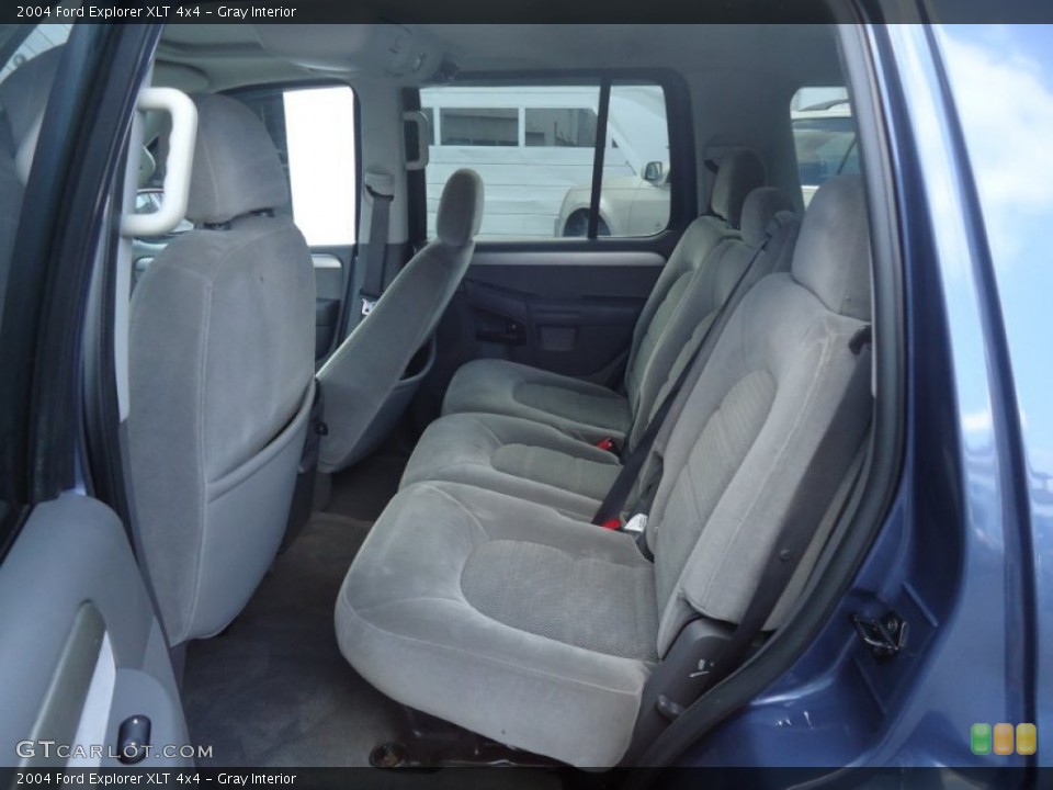 Gray Interior Photo for the 2004 Ford Explorer XLT 4x4 #60459396
