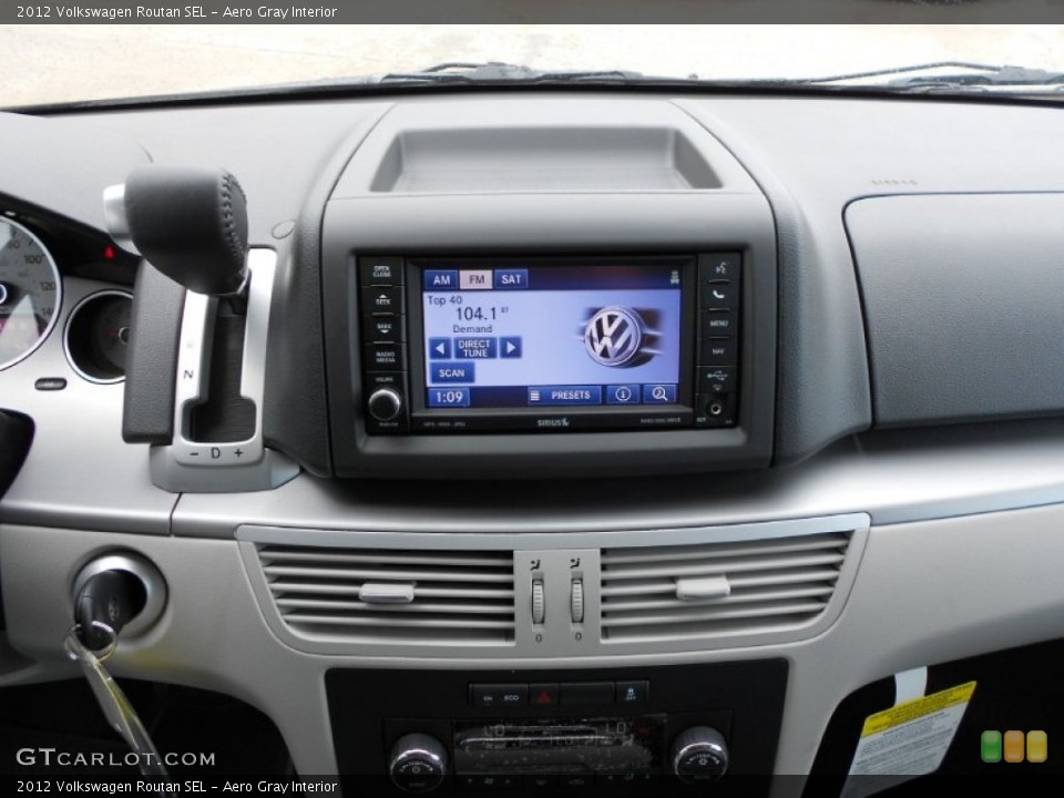 Aero Gray Interior Controls for the 2012 Volkswagen Routan SEL #60464782