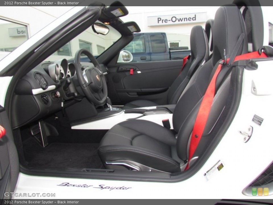Black Interior Photo for the 2012 Porsche Boxster Spyder #60468573