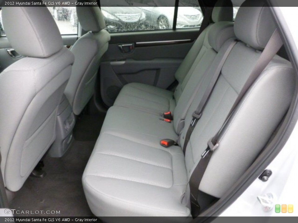 Gray Interior Photo for the 2012 Hyundai Santa Fe GLS V6 AWD #60472388