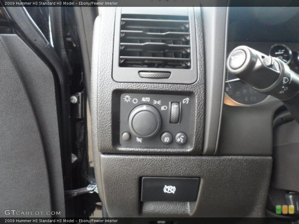 Ebony/Pewter Interior Controls for the 2009 Hummer H3  #60482553