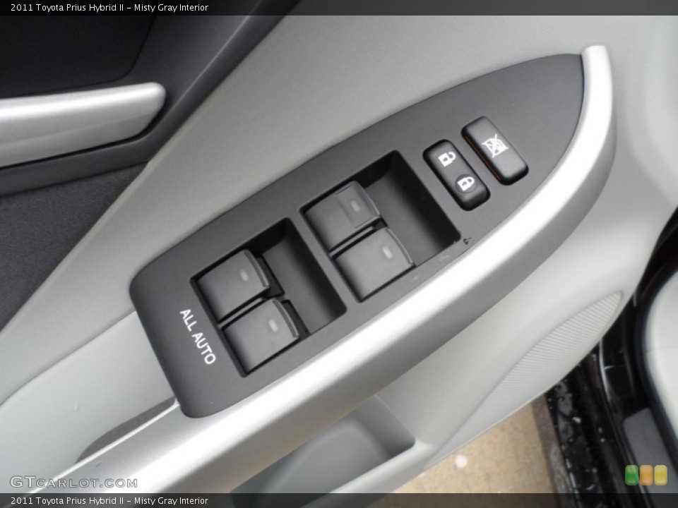 Misty Gray Interior Controls for the 2011 Toyota Prius Hybrid II #60487553