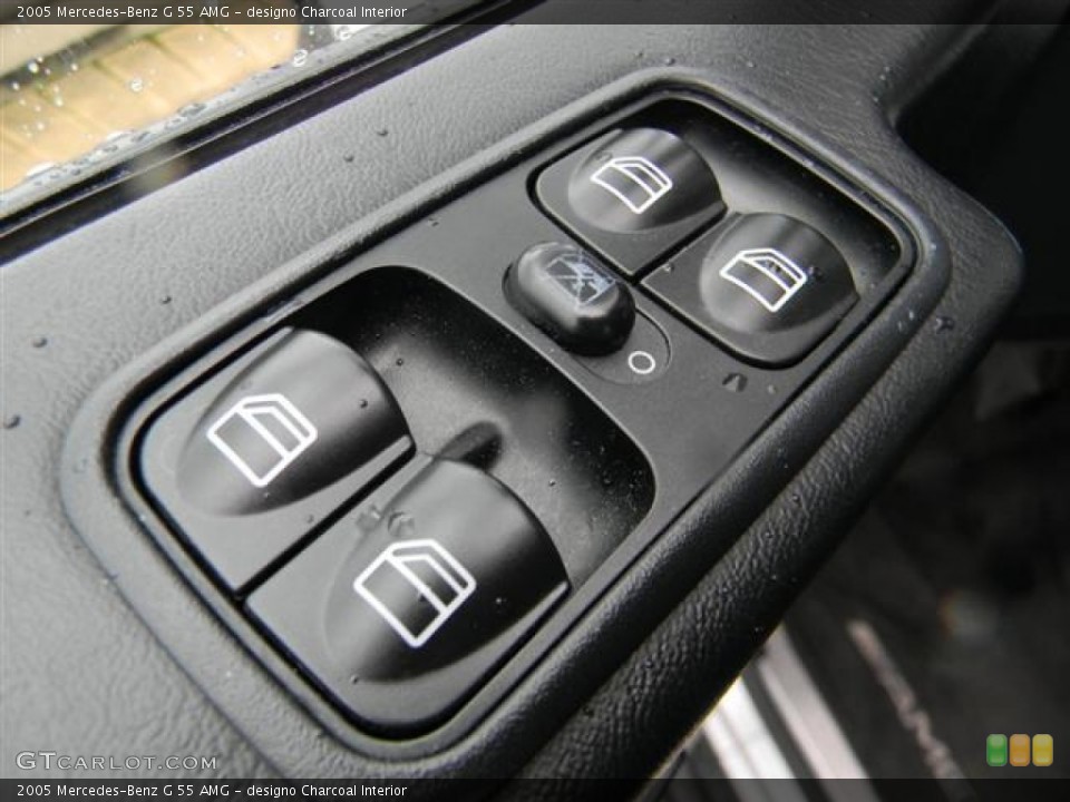 designo Charcoal Interior Controls for the 2005 Mercedes-Benz G 55 AMG #60490717