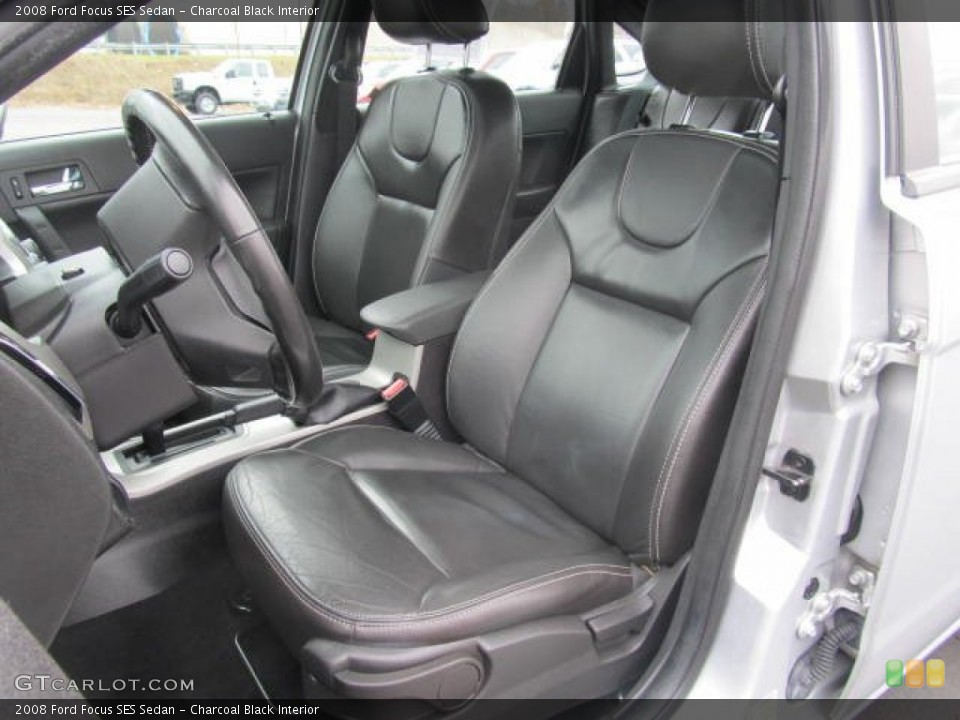 Charcoal Black Interior Photo for the 2008 Ford Focus SES Sedan #60513411