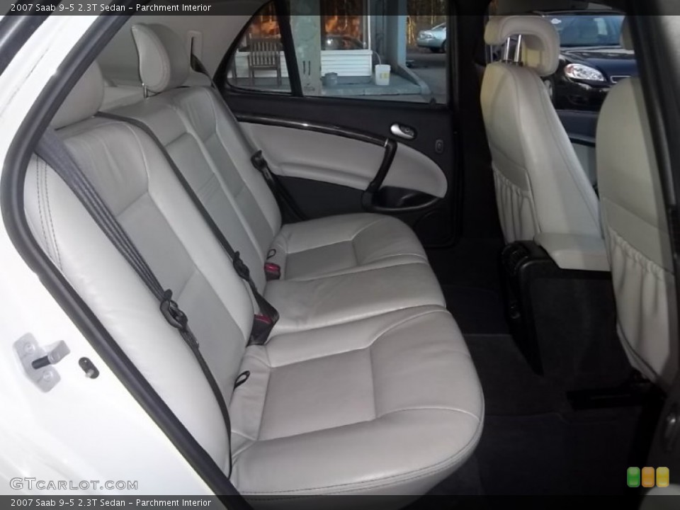 Parchment 2007 Saab 9-5 Interiors