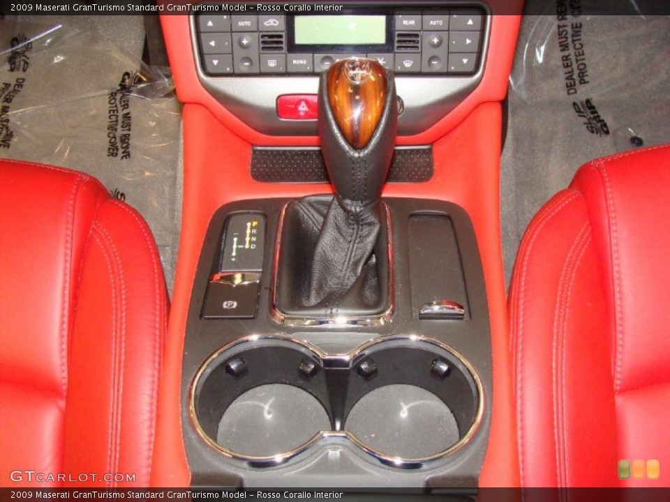 Rosso Corallo Interior Transmission for the 2009 Maserati GranTurismo  #60524494