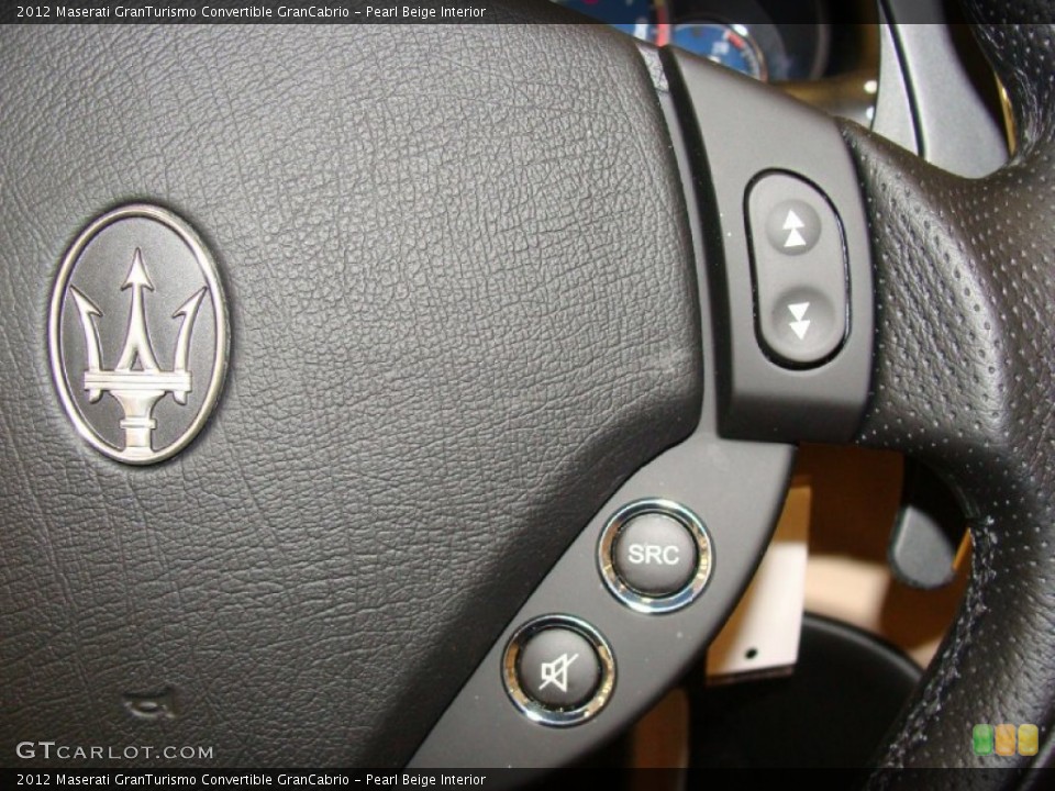 Pearl Beige Interior Controls for the 2012 Maserati GranTurismo Convertible GranCabrio #60525397